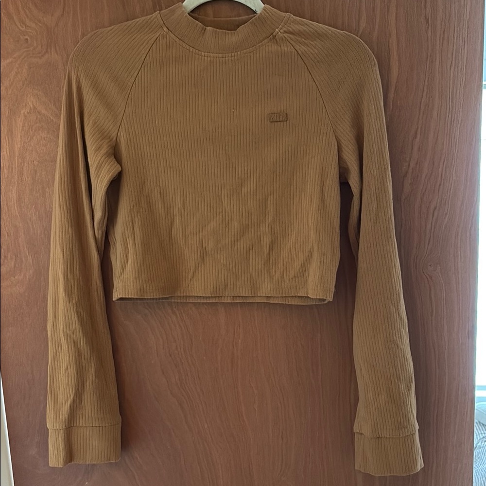 Kith Cropped Ribbed Long Sleeve Top